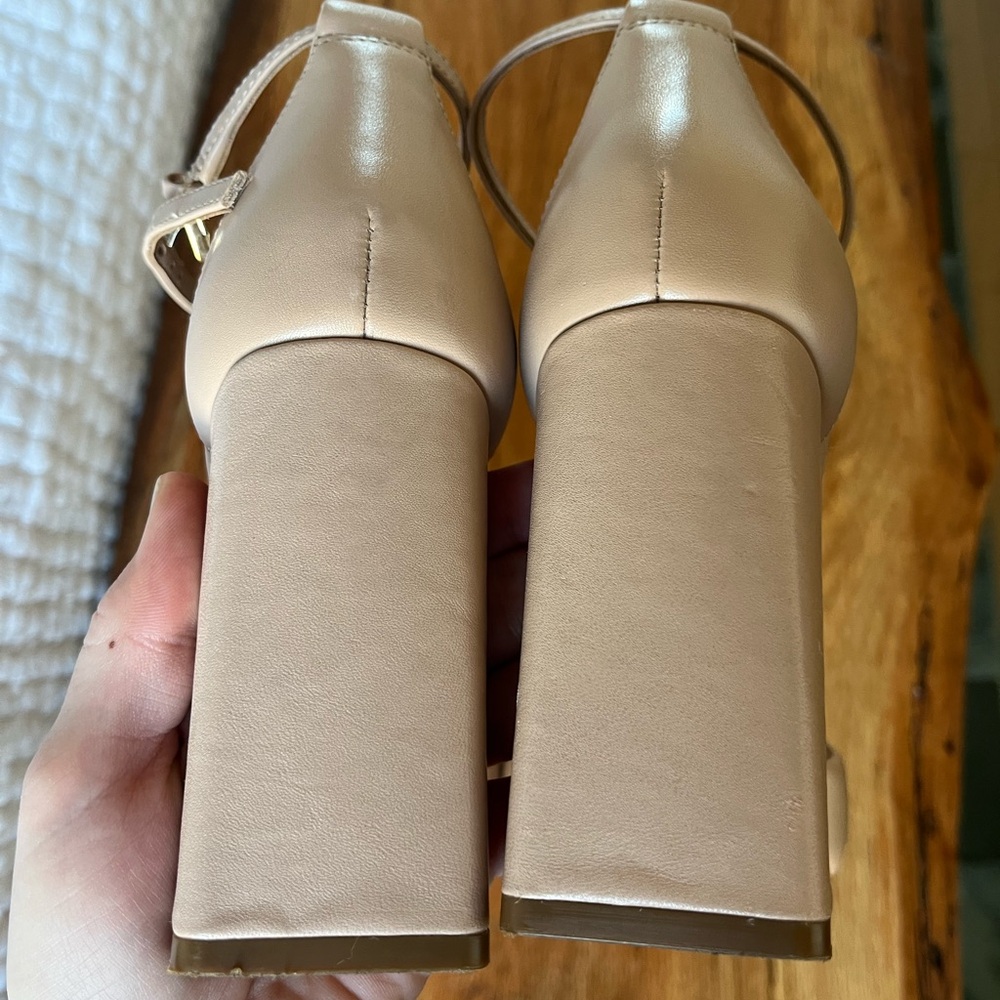 ALDO Women's Nude Ankle Strap Block Heels 7 - Picture 2 of 5